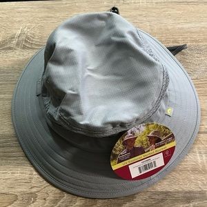 COPY - COPY - SOLAR ESCAPE UV EXPLORER BUCKET HAT GRAY BRAND NEW